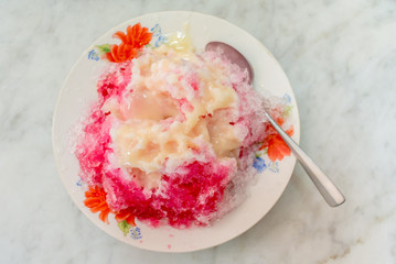 Ice dessert, Bread with sweetened condensed milk and ice