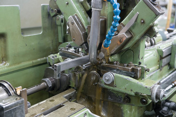 Automatic lathe machine control by camshaft for Industria.