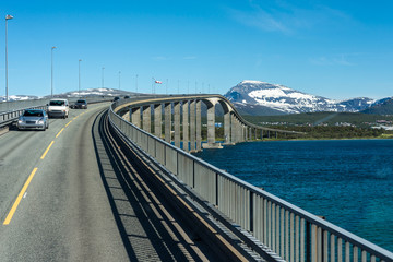 Fototapeta na wymiar Route 862 in Troms, Northern Norway