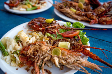 Tasty prepared lobsters and jumbo shrimps