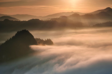 Mountains Three Crowns ( Trzy Korony ) to Polish Pieniny, Sokolica © Jakub
