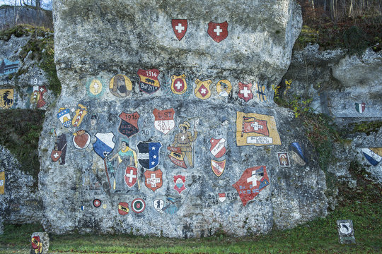 Felsmalerei aus dem 1. Weltkrieg im Chessiloch, Grellingen, Baselland, Schweiz