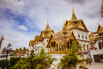 Fototapeta na wymiar Old Buddha temple in Bangkok