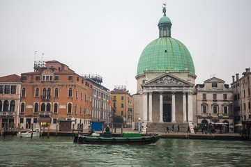 Fototapeta na wymiar Canal Grande with Basilica di Santa Maria della Salute in Venice, Italy