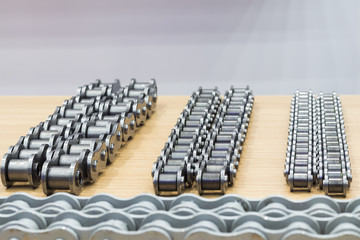 Obraz premium The industrial chains for machine