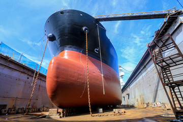 Tanker vessel on dock 5 - obrazy, fototapety, plakaty
