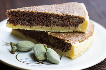 Mandelkuchen mit Marzipan