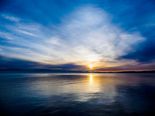 Fototapeta premium Sunset at the Ogden Point breakwater, Victoria BC