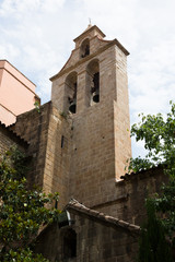 Fototapeta na wymiar Church St. Anne in Barcelona