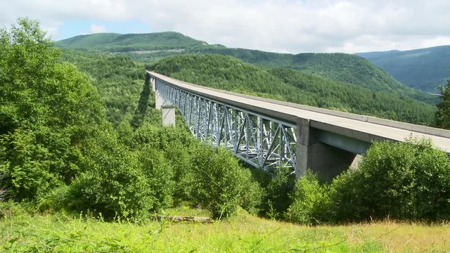 Hoffstadt Creek Bridge