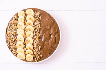 chocolate smoothies bowl