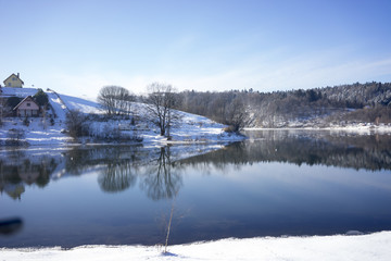 Jezioro Solińskie Zimą