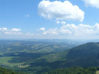 Fototapeta premium the landscape of Ukrainian mountains in sunny weather.