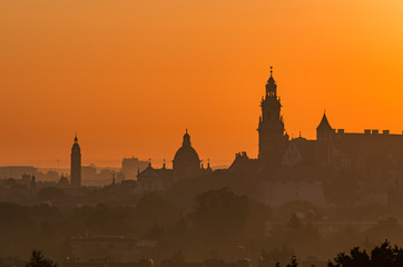Fototapeta na wymiar Krakow, Poland, Wawel castle silhouette at sunrise