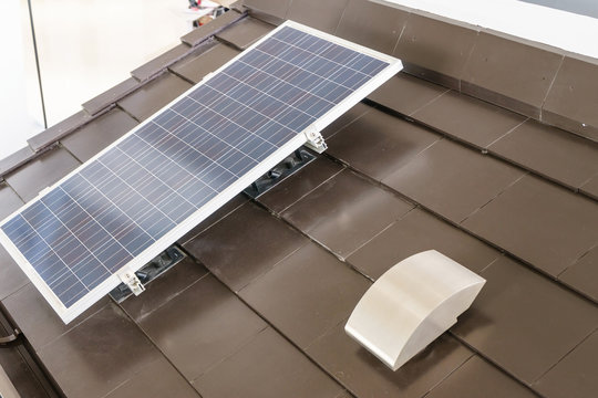 solar cell panel on house's roof, green energy