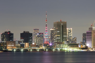 tokyo tower saturday night view