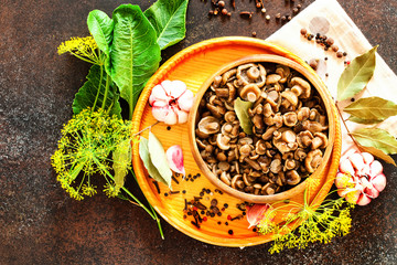 Delicious marinated mushrooms