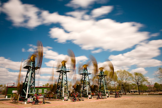 Pumpjacks in motion