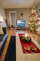 Verticall view for Xmas room decoration (with my own image on tv)