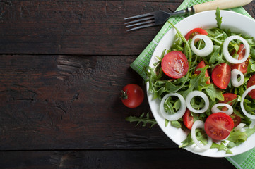cherry tomatoes with arugula salad