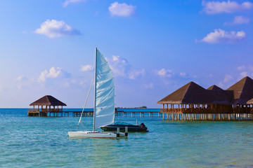 Obraz premium Yacht on Maldives