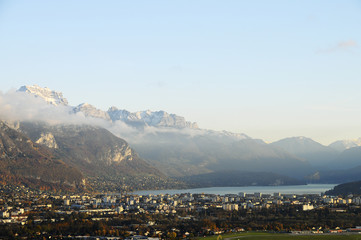 Annecy lake and mountains