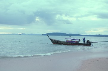 Obraz premium Asian boat on the beach