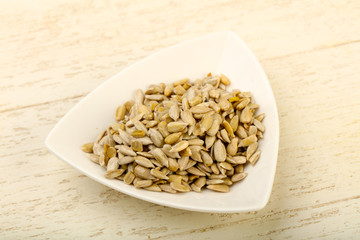 Peeled sunflower seeds