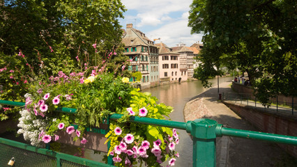 Fototapeta na wymiar Canals of Strasbourg, France