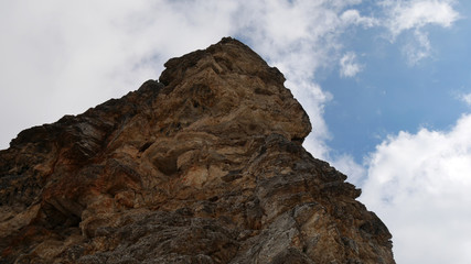 Pareti di roccia in montagna