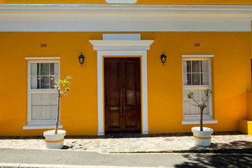 Obraz premium Pomarańczowy Dom