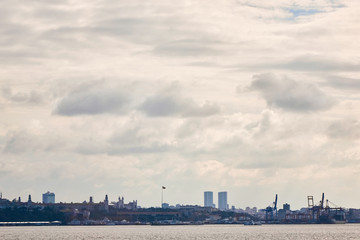 Fototapeta premium beautiful view of the sky, the sea and the city
