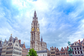 Fototapeta na wymiar Antwerp main square in Flanders, Belgium