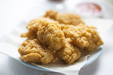 Chicken chunks with batter, sweet chilli dip 