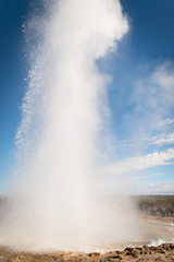 Obraz na płótnie Canvas A geyser erupting in Iceland. 