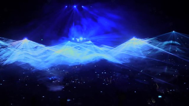 espect&aacute;culo lasser en m&uacute;sica tecno