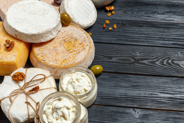 Mix cheese on the table