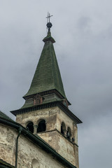 Fototapeta na wymiar Tower within Orava castle from down