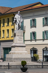 Fototapeta na wymiar Statue of Garibaldi in Crema