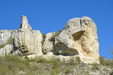 Крымские горы, Бахчисарай. Природные сфинксы долины реки Чурук-Су