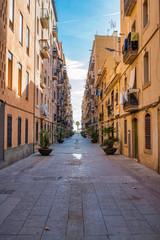 Fototapeta na wymiar narrow alley in Barceloneta neighborhood, Barcelona