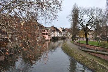 Fototapeta na wymiar Quartier de la Petite-France, Strasbourg, Alsace, France