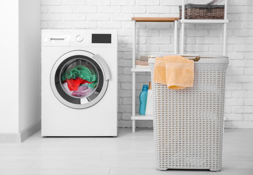 Basket and washing machine with laundry indoors