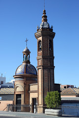 Fototapeta na wymiar Carmen-Kapelle Capillita del Carmen an der Brücke Isabell II.