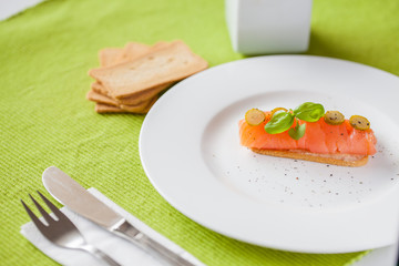 Salmon canape