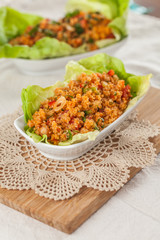 Türkisch Salat Kisir in Teller