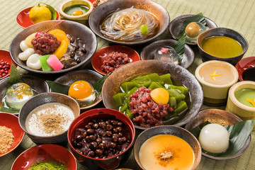 日本の甘味　和のスイーツ　typical Japanese sweets