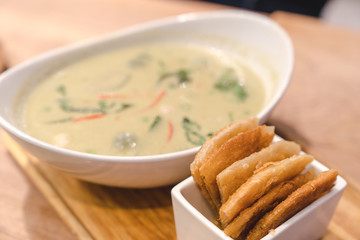 Roti with green curry