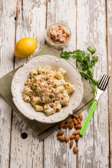 pasta with tuna and almond pesto