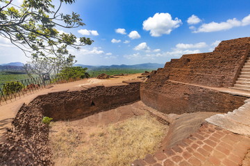 シギリアロック